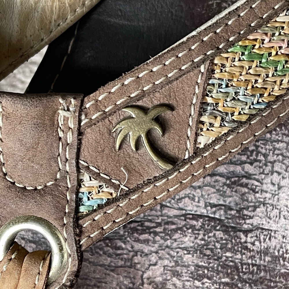 Margaritaville flip flops. Size 7.
Gently loved.